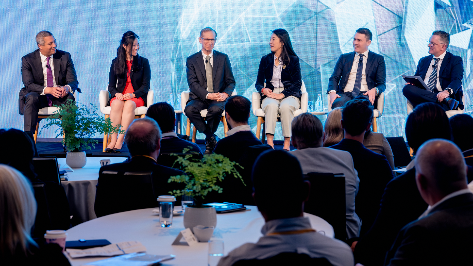 From L to R: Seth Carpenter, Serena Tang, Robert Feldman, Laura Wang and Chris Read at the Morgan Stanley Australia Summi